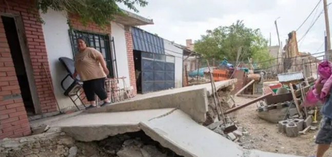 Comodoro Rivadavia: impactantes fotos de los daños por desplazamiento del cerro Hermitte