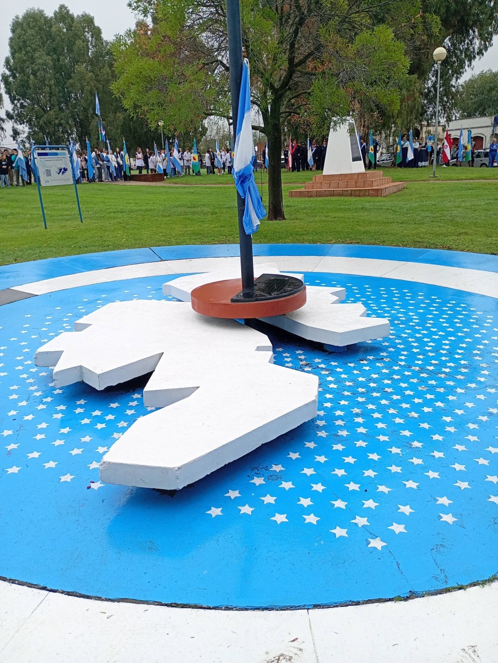 Emotivo acto en Coronel Dorrego por el Dia del Veterano y de los ca&iacute;dos en la guerra de Malvinas