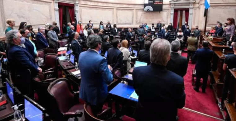 Los senadores se benefician del aumento paritario de los trabajadores del Congreso y su dieta superará los 9,5 millones