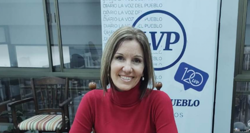 Diana Arias y un camino literario que la lleva hasta el Parlamento Europeo