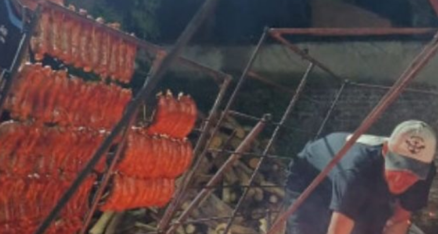 Una nueva ordenanza municipal obliga a elevar los fogones y proh&iacute;be hacer fuego directamente sobre el suelo