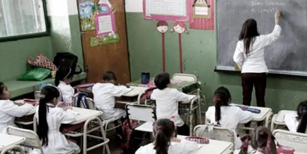 Vouchers, clases en casa y evaluación docente: el Gobierno presentó su ley de Educación